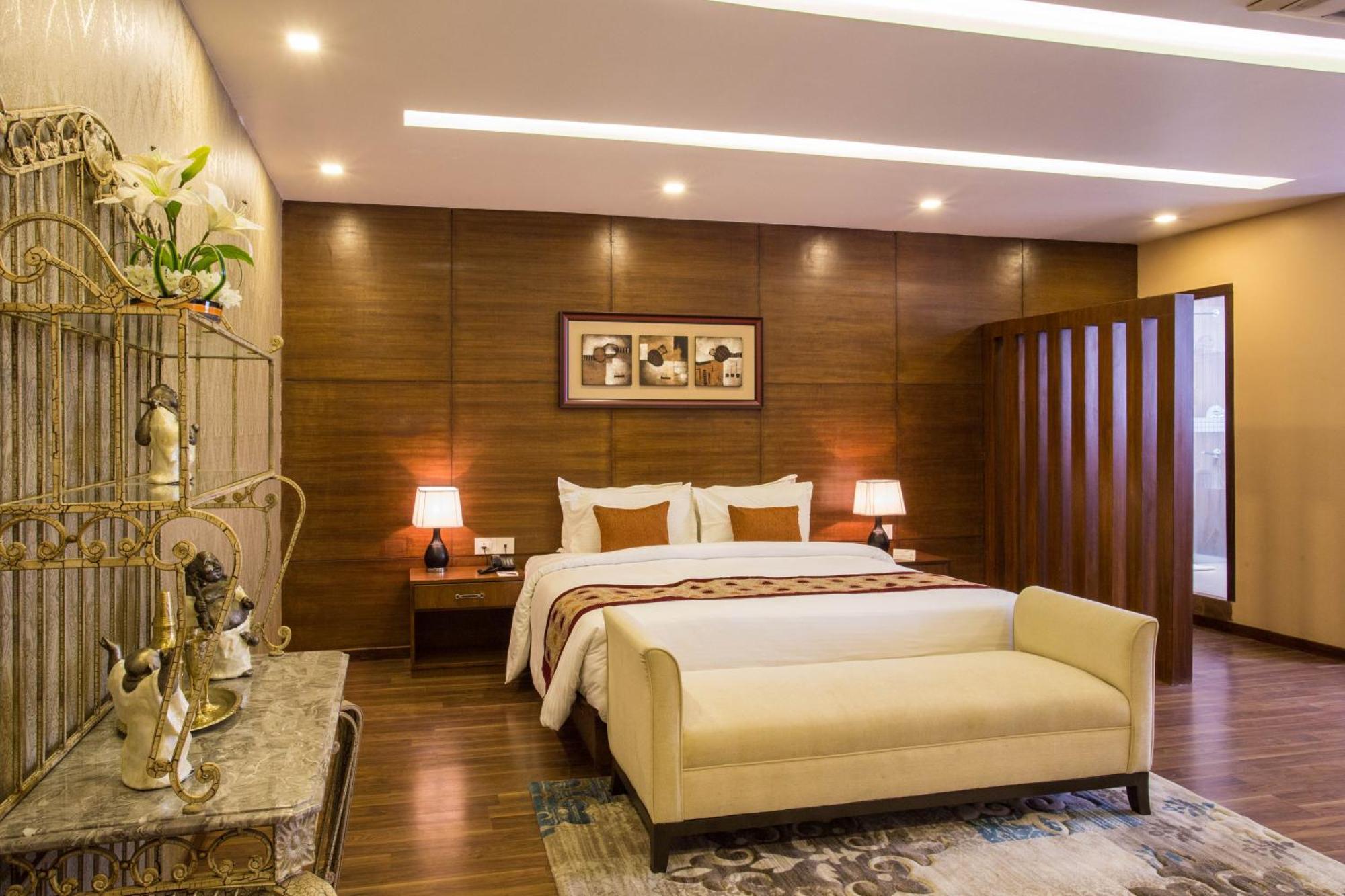 Yatri Suites And Spa Kathmandu Zimmer foto