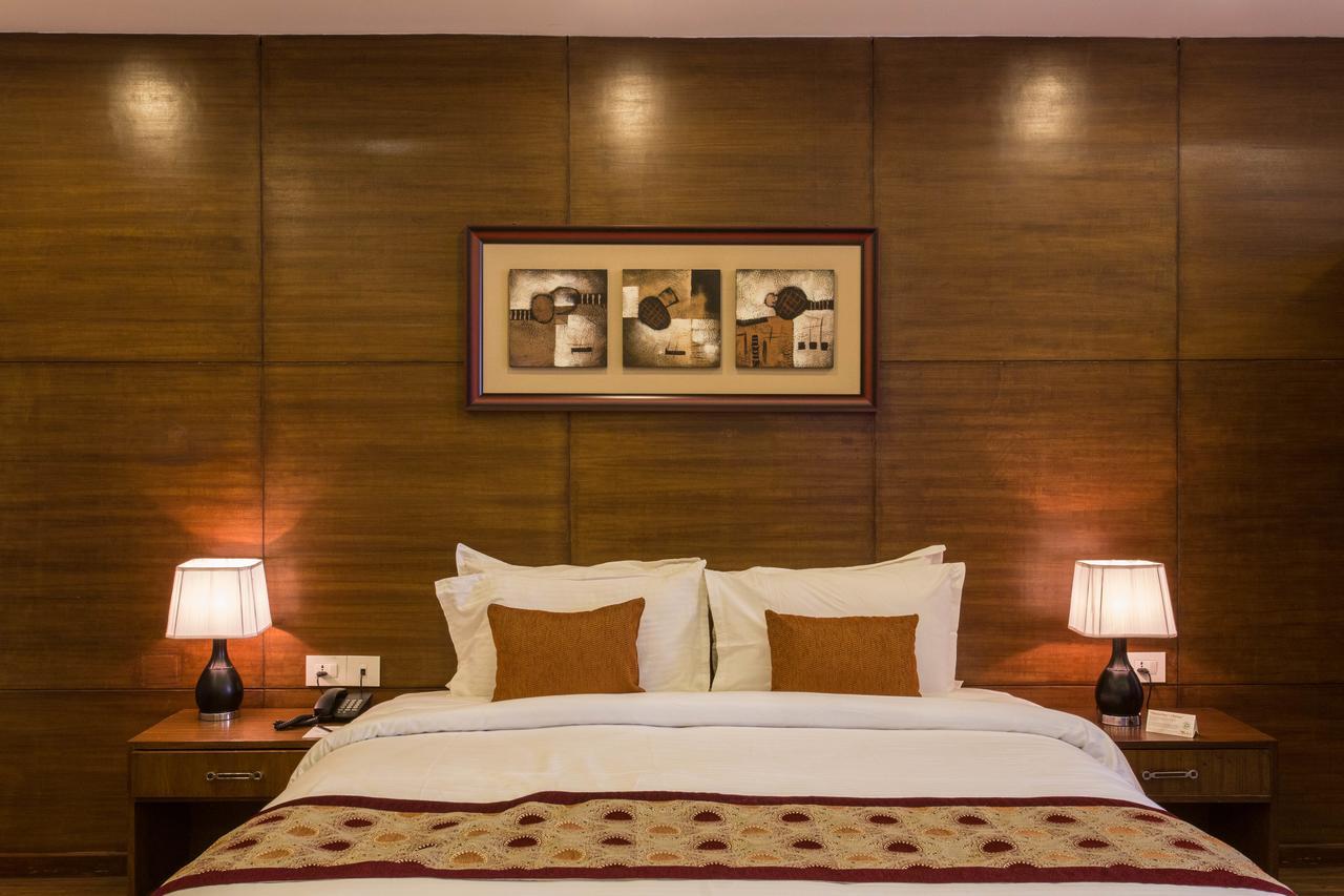 Yatri Suites And Spa Kathmandu Exterior foto