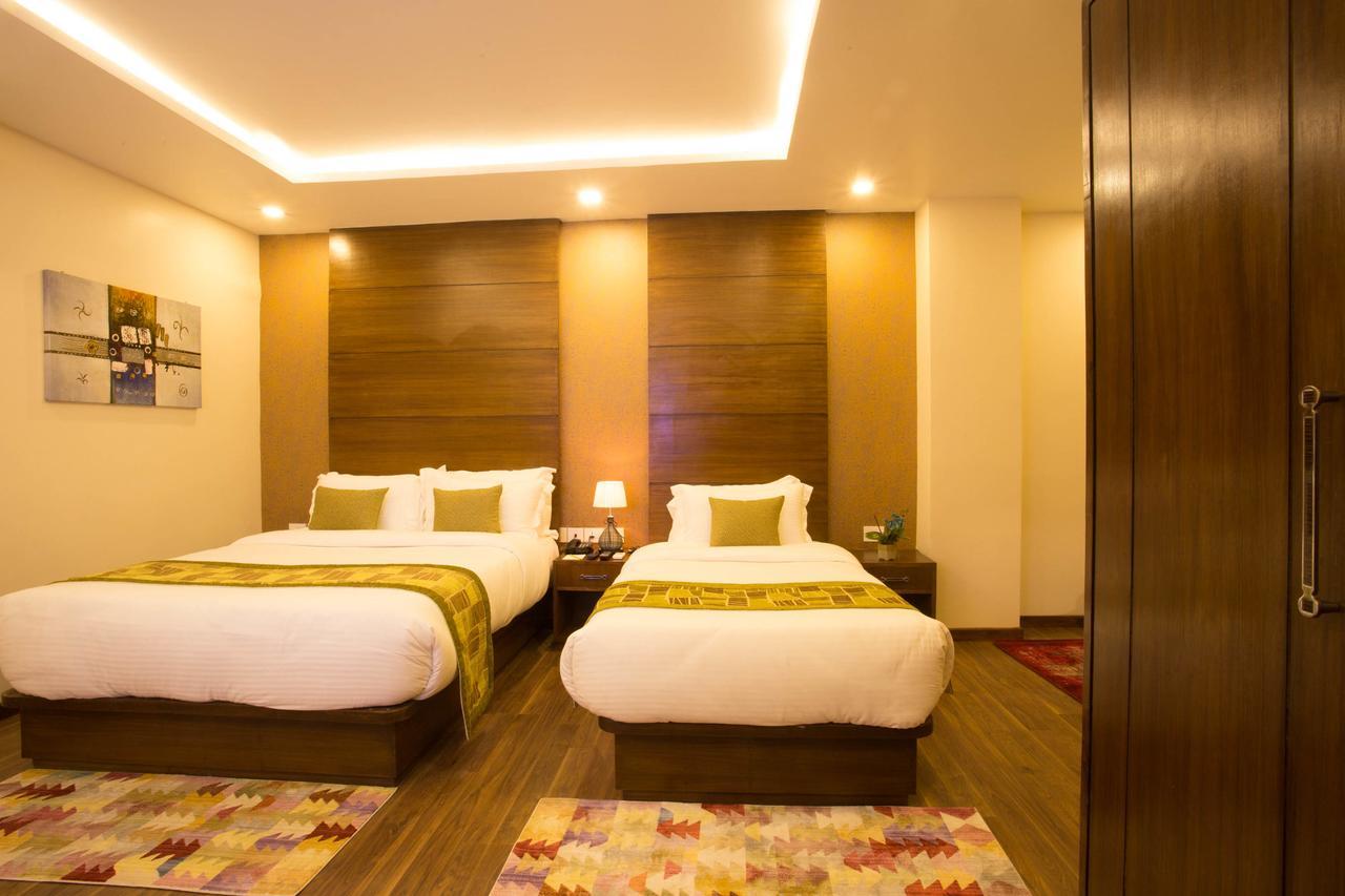 Yatri Suites And Spa Kathmandu Exterior foto
